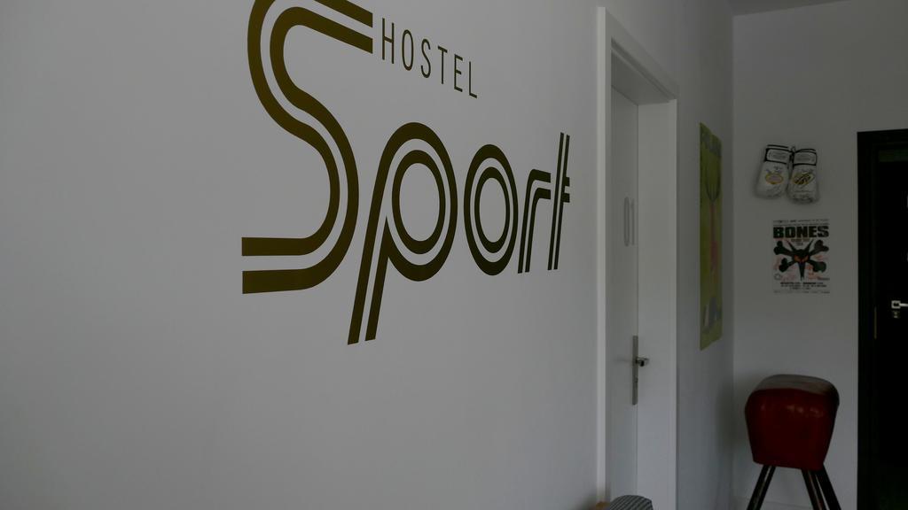 Sport Hostel Chodakowska Warszawa Exterior photo